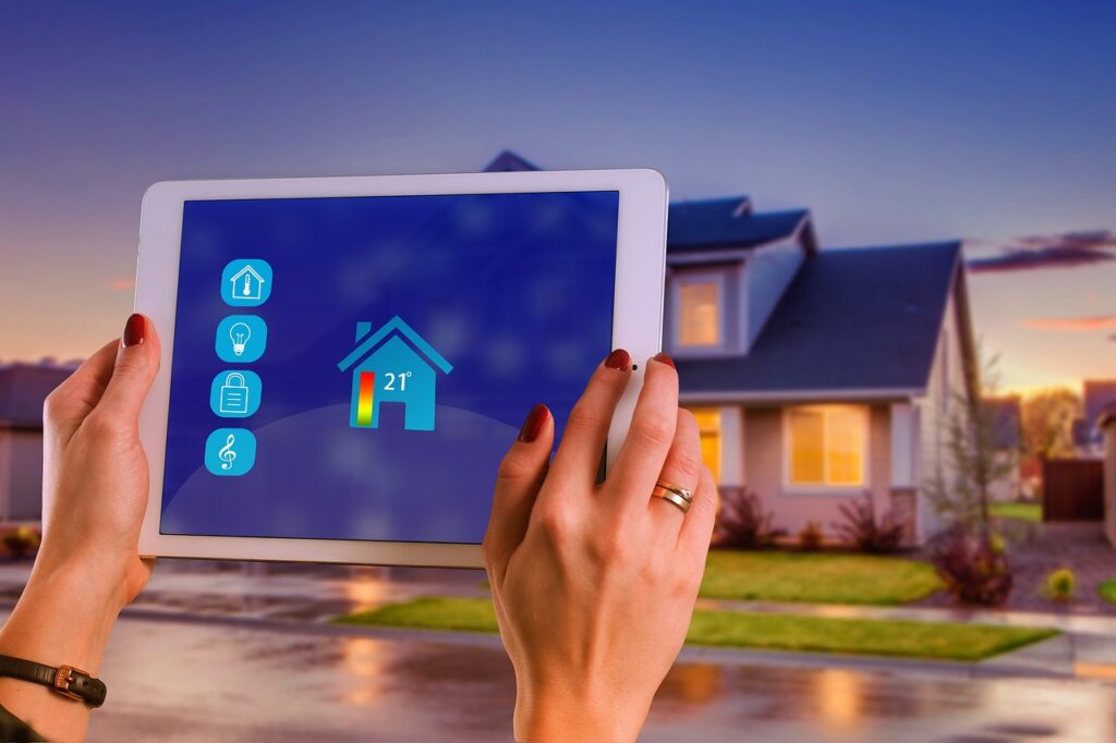 smart home, house, technology-3920905.jpg